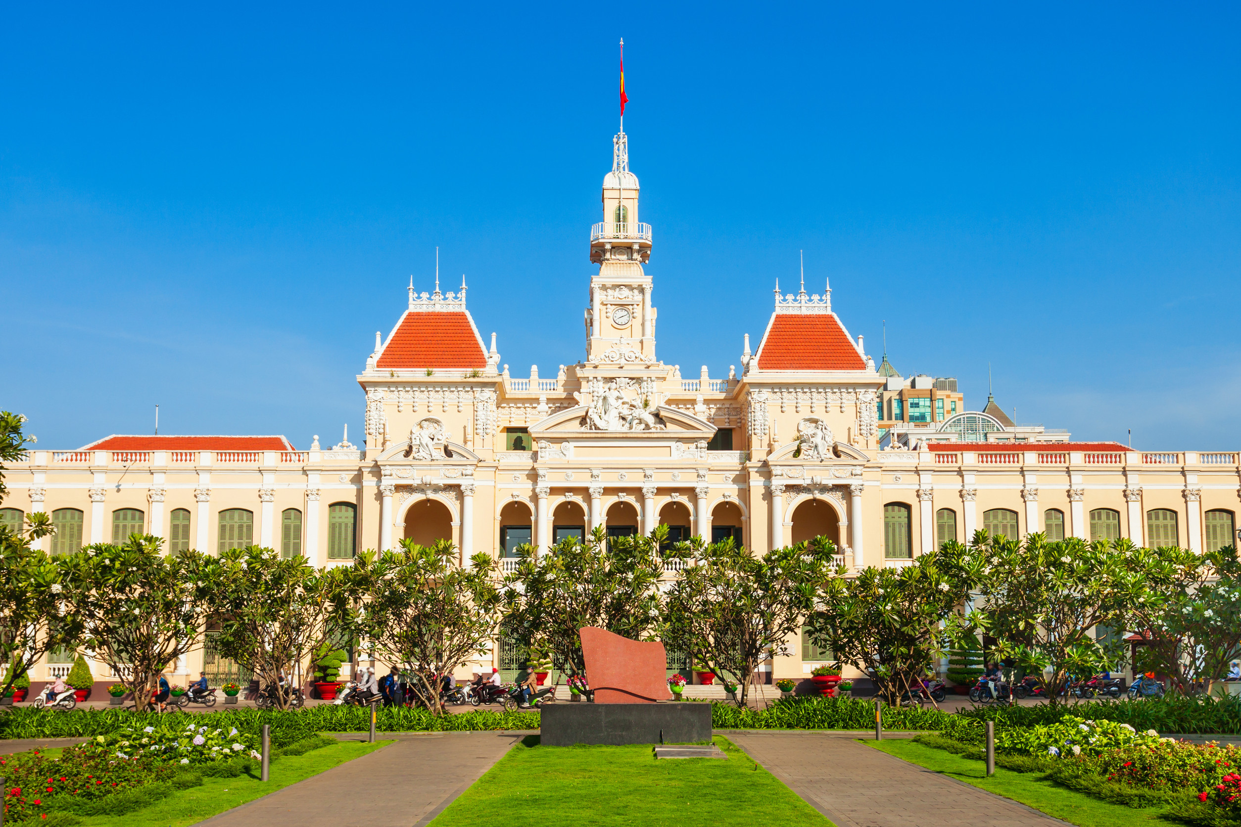 ho chi minh city hall or saigon city hall or committee head office is a building in a french
